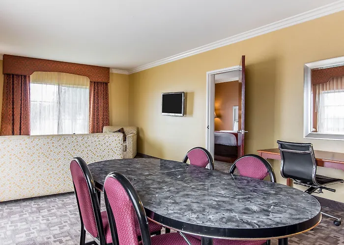 Comfort Suites Oceanside Camp Pendleton Area